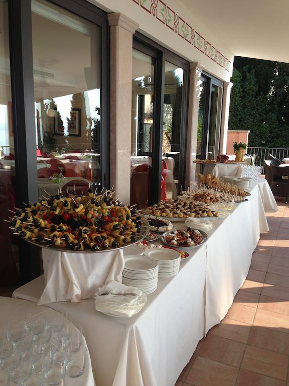 Hotel Panorama Ristorante ***S Torri Del Benaco Buitenkant foto